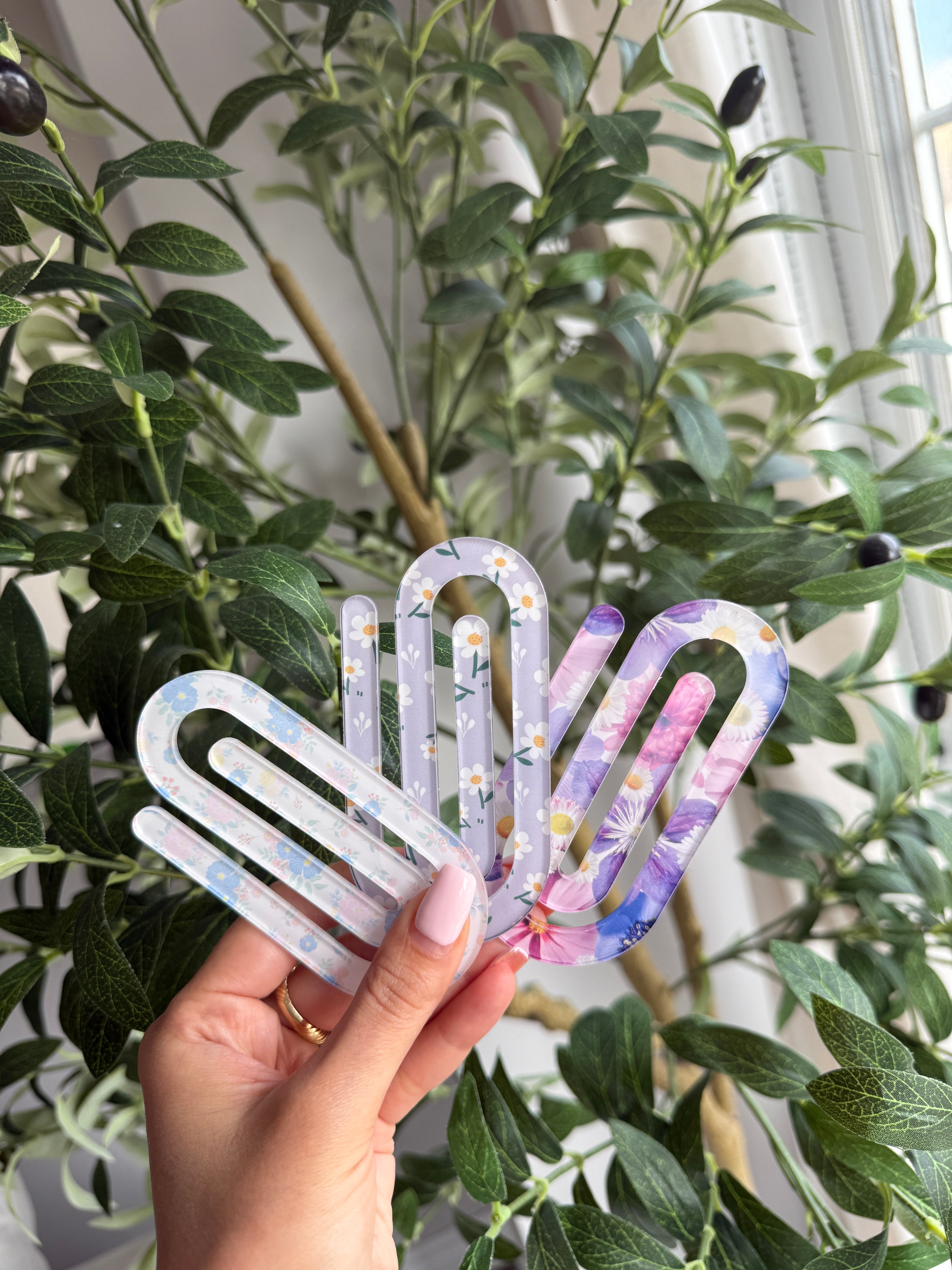 Jumbo Paperclip Bookmark