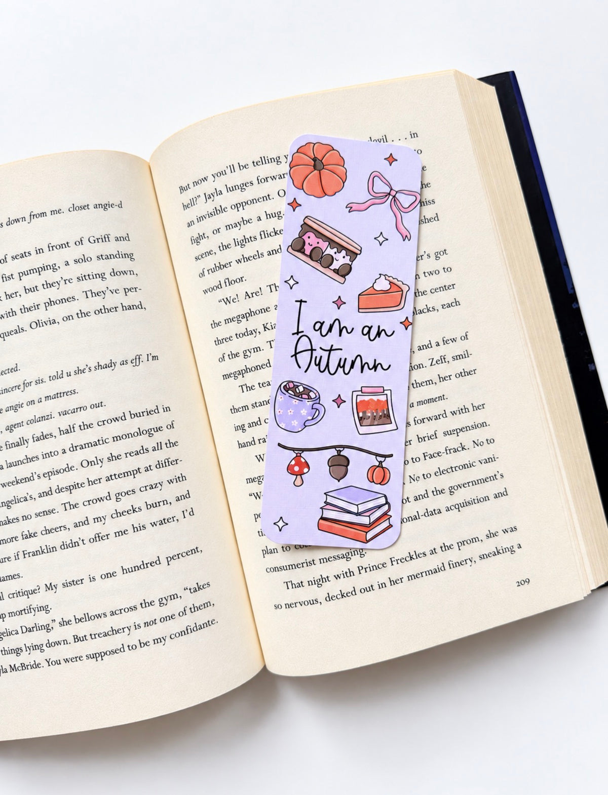 I’m an autumn Linen Bookmark