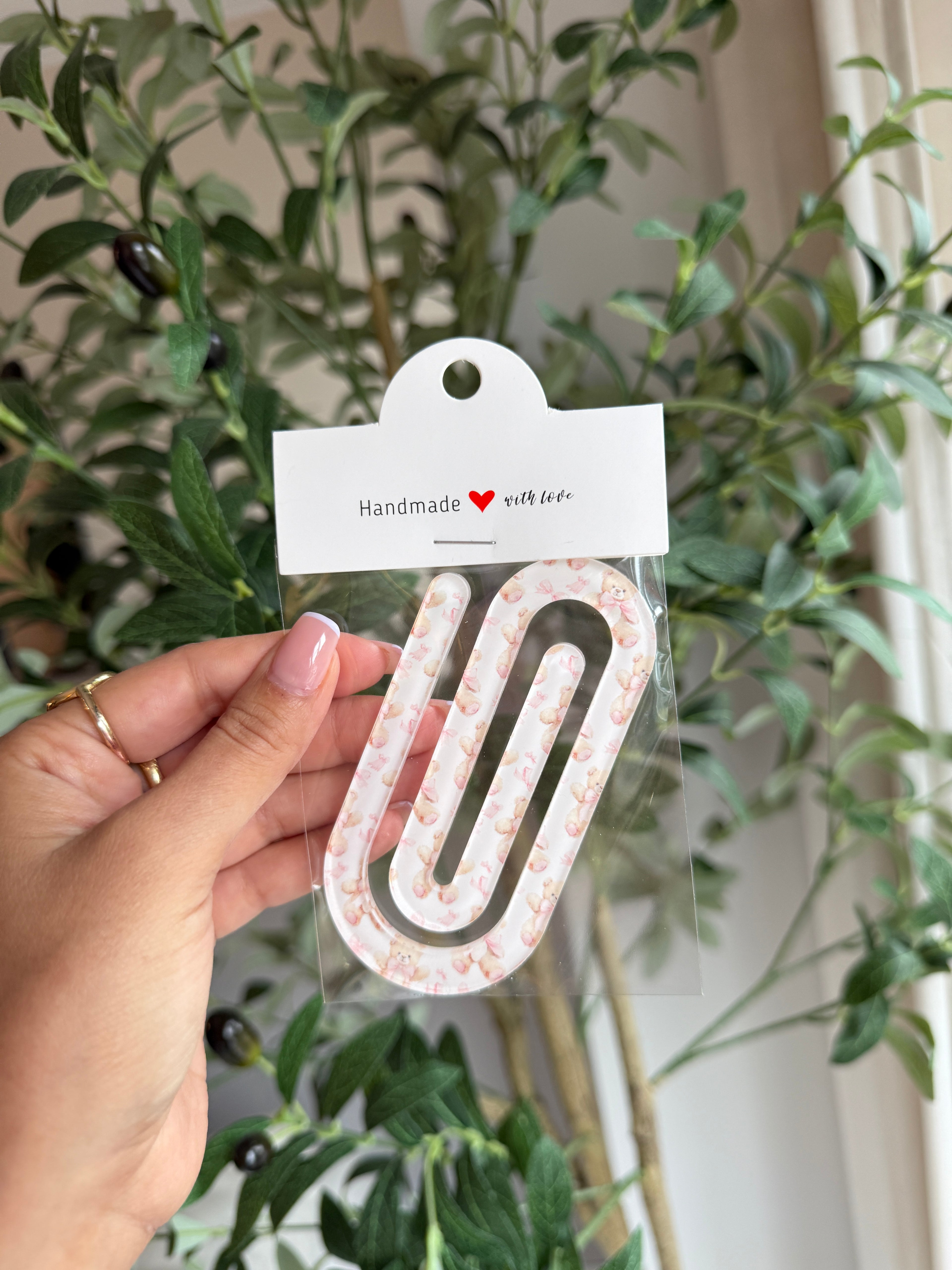Jumbo Paperclip Bookmark