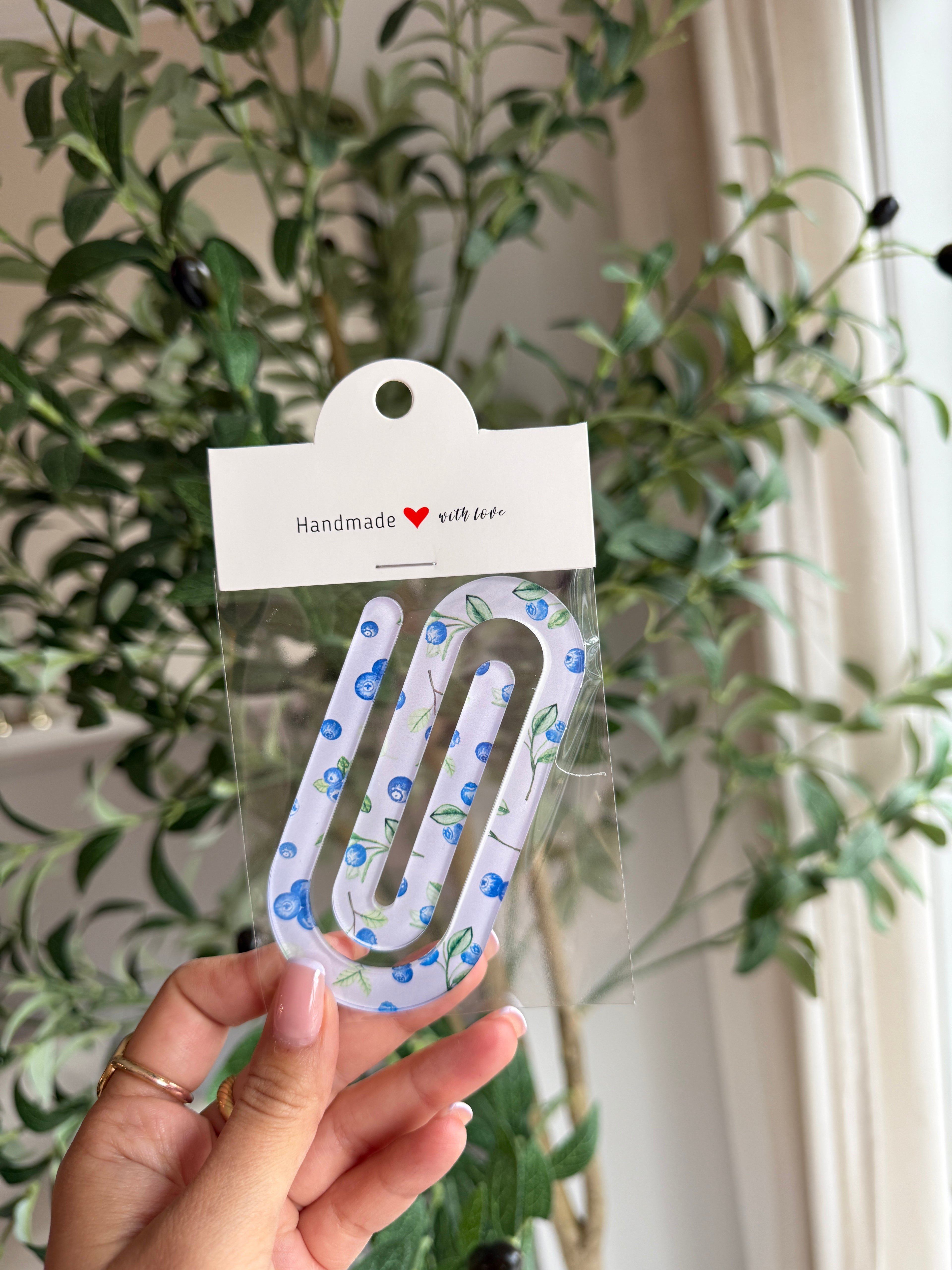 Jumbo Paperclip Bookmark