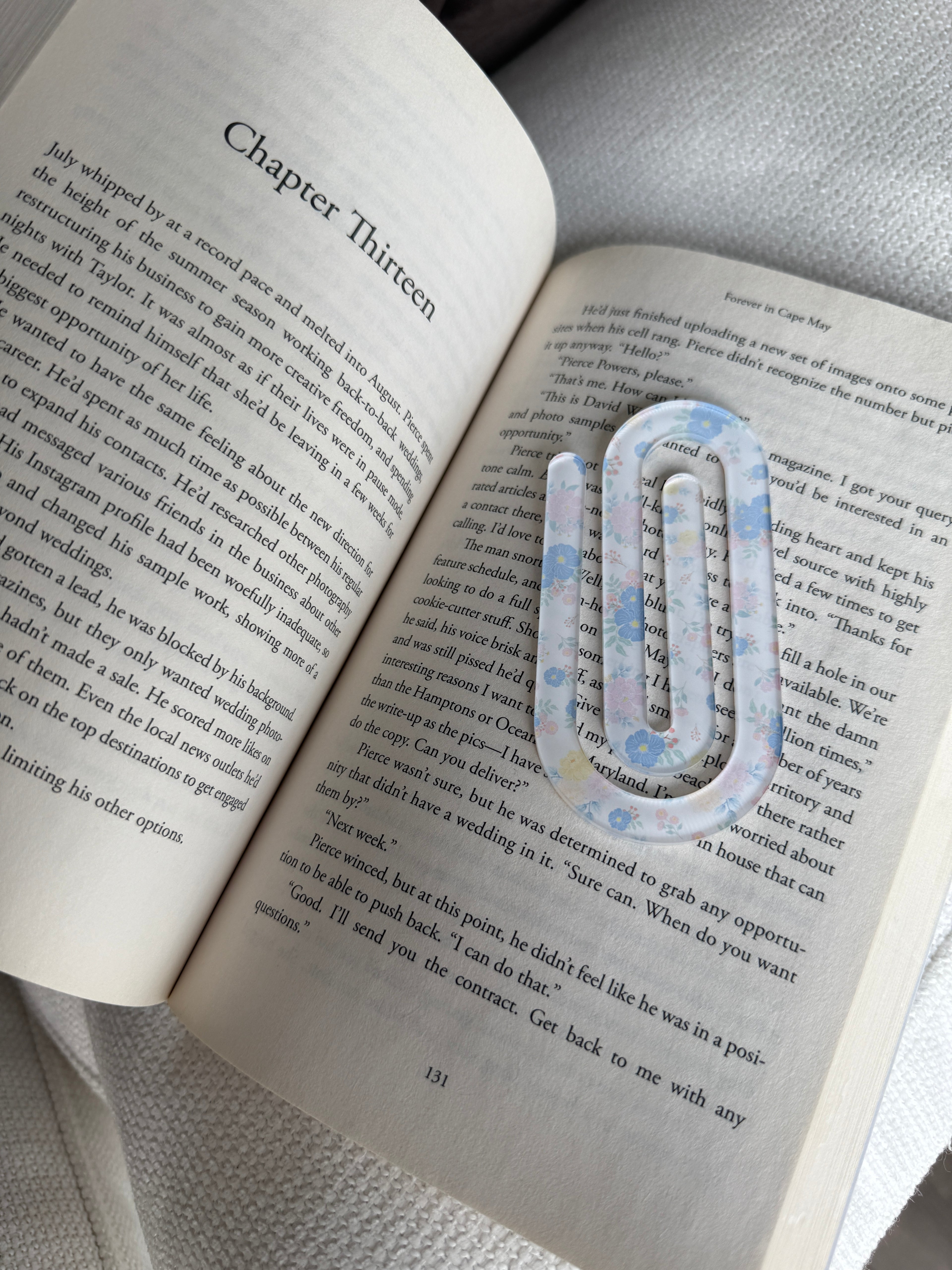 Jumbo Paperclip Bookmark