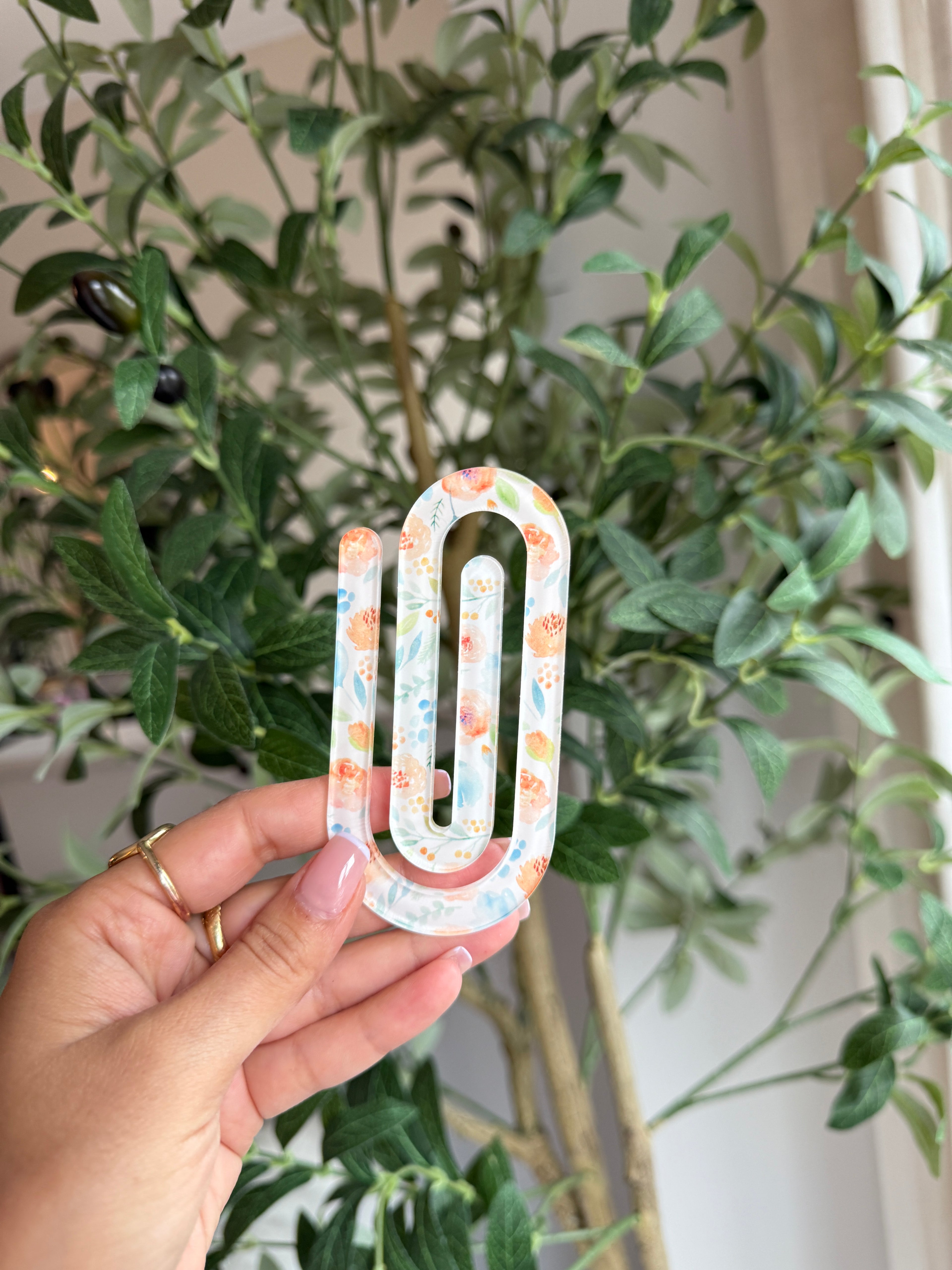 Jumbo Paperclip Bookmark