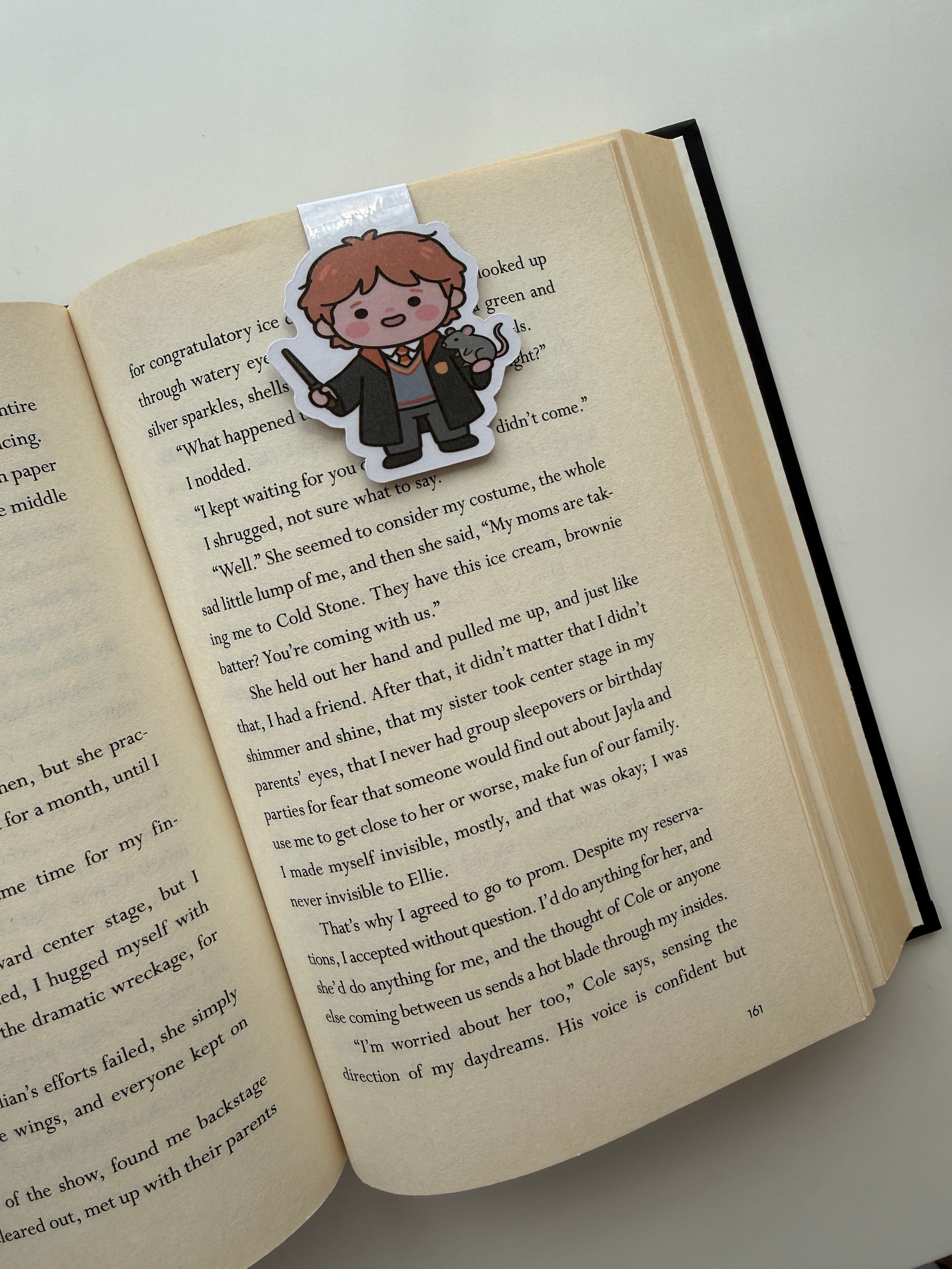 Wizarding Reads Collection Magnetic Bookmark