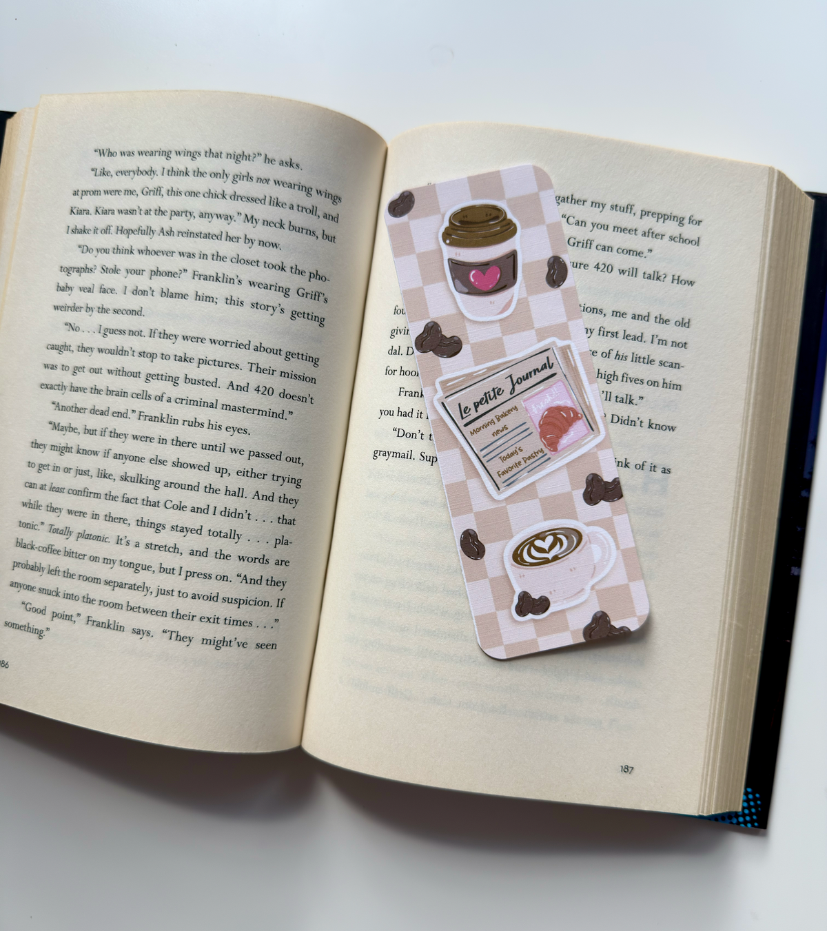 Le Petite Journal Linen Bookmark