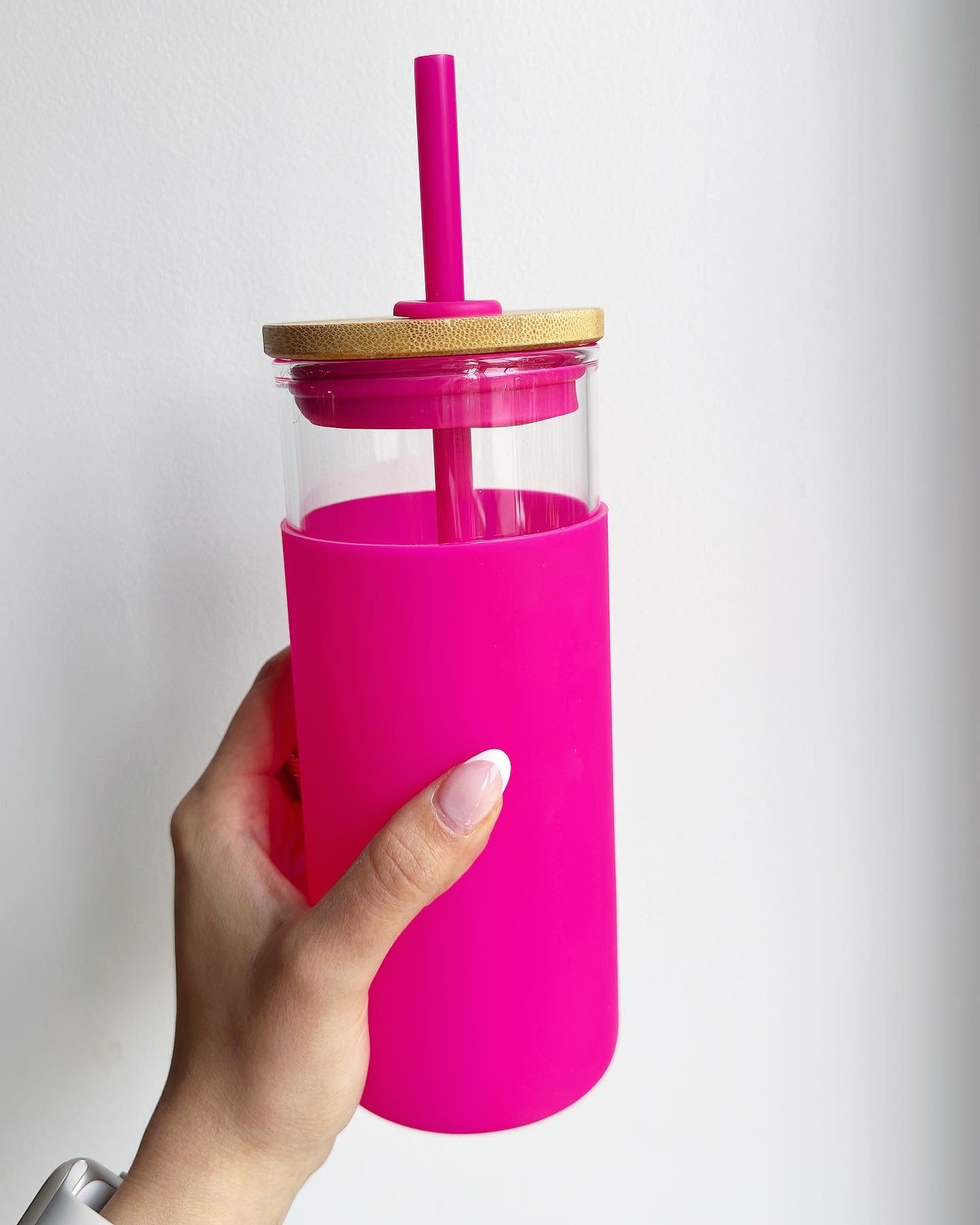 GLASS TUMBLER WITH SLEEVE