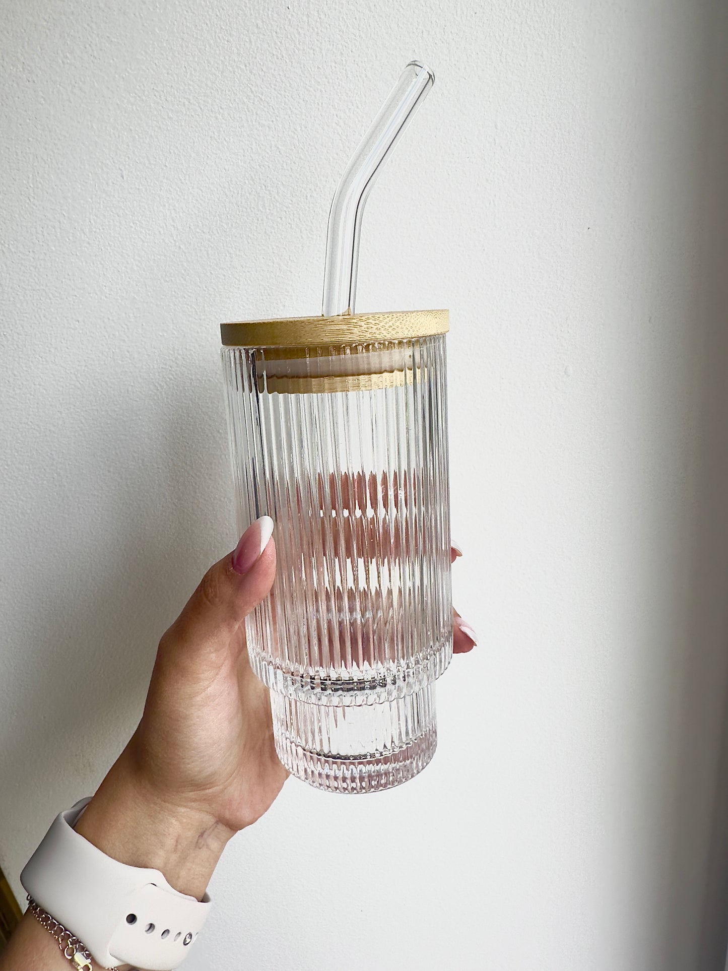 RIBBED GLASS CUP